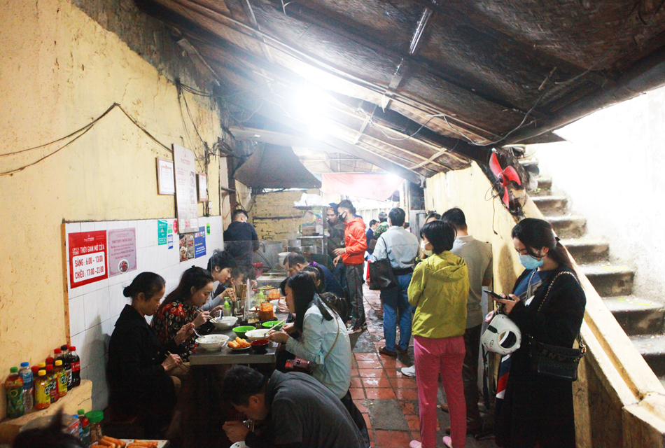 Hà Nội: Quán phở, quán cơm làm vách ngăn phòng dịch Covid-19 - 8