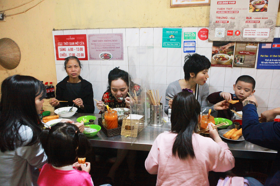 Hà Nội: Quán phở, quán cơm làm vách ngăn phòng dịch Covid-19 - 9