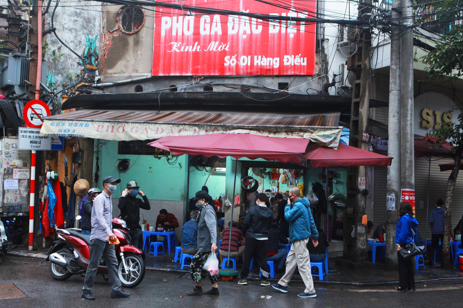 Hà Nội: Quán phở, quán cơm làm vách ngăn phòng dịch Covid-19 - 12
