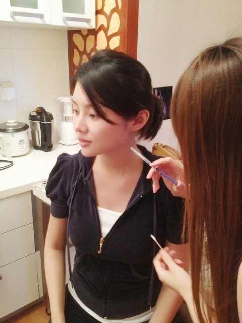 "Tiểu Long Nữ gợi cảm nhất màn ảnh" khoe... nách để phủ nhận nâng vòng 1 - 5