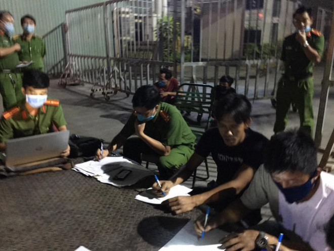 Bắt đoàn xe "vua" ở Đồng Nai: Sếp một doanh nghiệp là con PGĐ Công an tỉnh? - 3