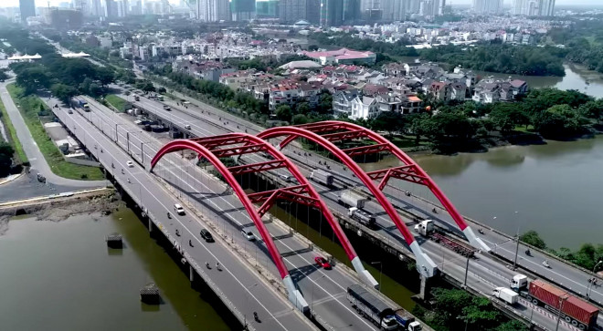 TP.HCM chuẩn bị cấm ô tô lưu thông trên nhiều tuyến đường - 1