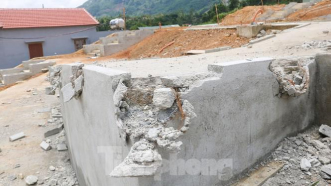 Huyện nghèo ở Quảng Nam xây tượng đài chục tỷ đồng - 13