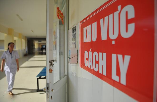 TP.HCM: 69 người tổ bay quốc tế đợi kết quả xét nghiệm Covid-19 - 1