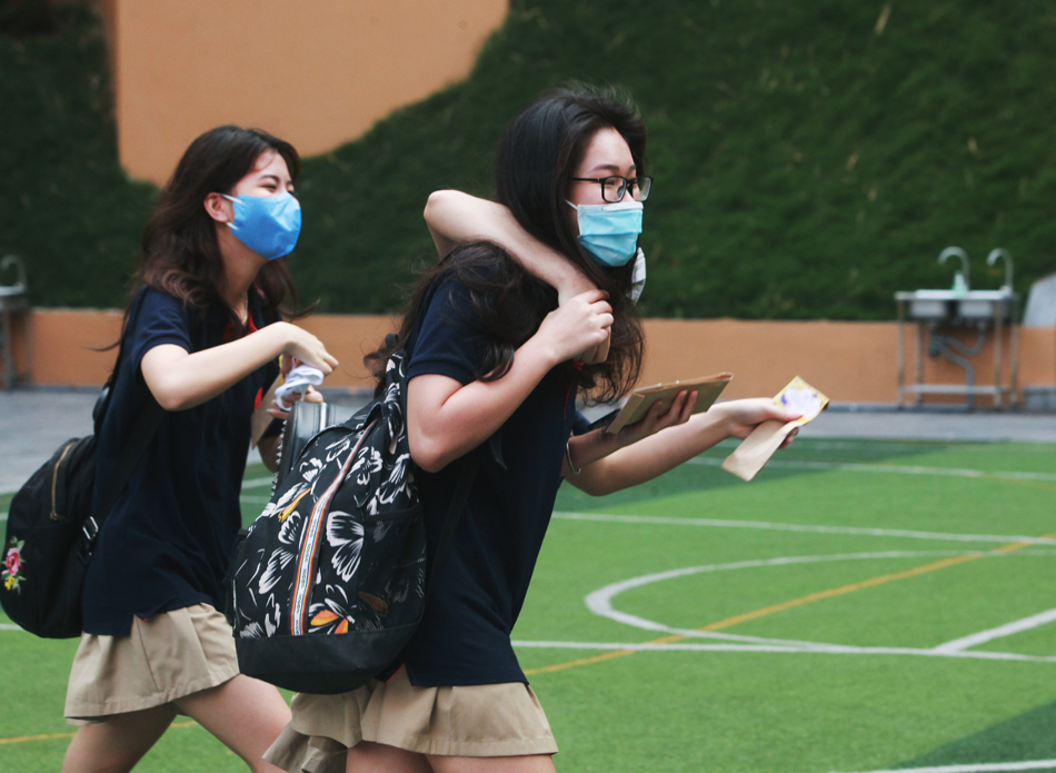 Ngày "tựu trường đặc biệt" sau thời gian dài giãn cách xã hội - 13