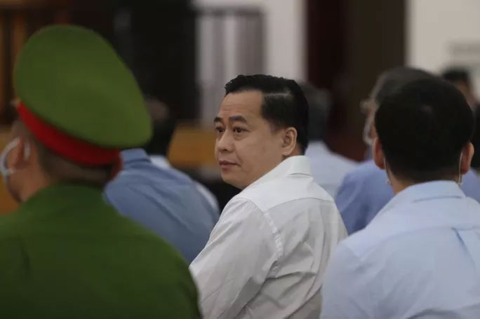 Phan Văn Anh Vũ: Bị cáo không phải bị bắt khi đang bị truy nã - 4