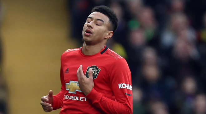 Rich Newcastle surprised and asked Lingard, MU was happy to escape 