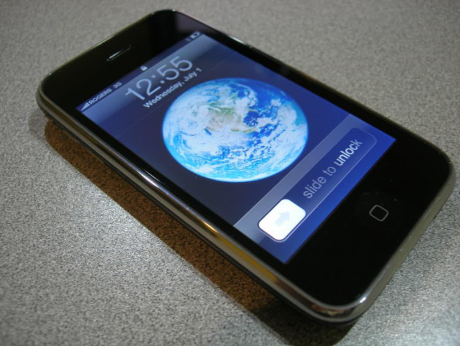 iPhone 3G ra mắt đưa Apple bước lên vị trí hàng đầu  Fptshopcomvn