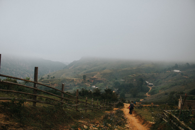 Đi tìm "Pha Luông mưa xa khơi" - 3