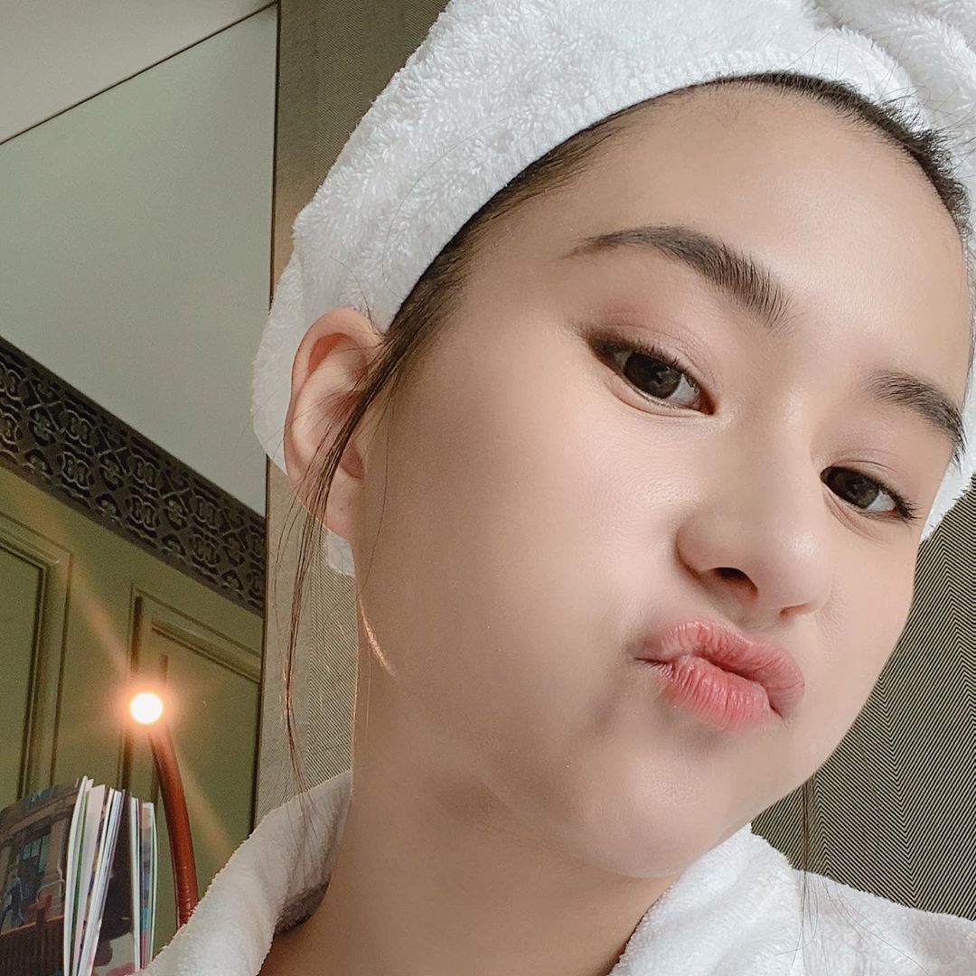 Con gái "vua sòng bạc Macau" giàu có nhưng không đẹp nhờ "đắp tiền lên người" - 6