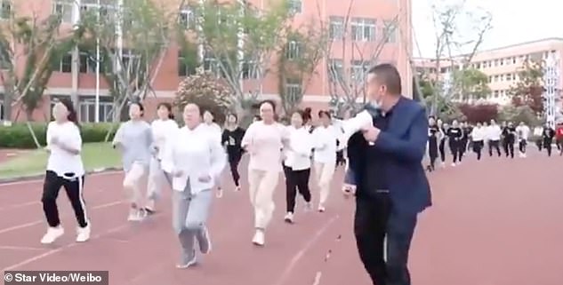 Covid-19: The reason why Chinese schools require students to run almost 2 hours a day - 2