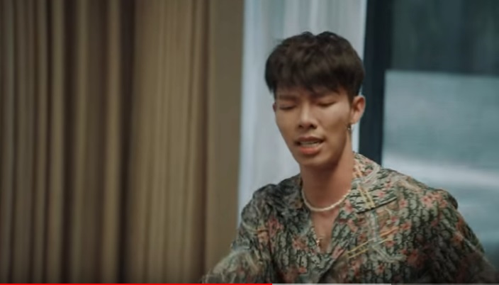 Erik bị chê già như ông chú, mặt hốc hác khó tin do thẩm mỹ nhiều - 3