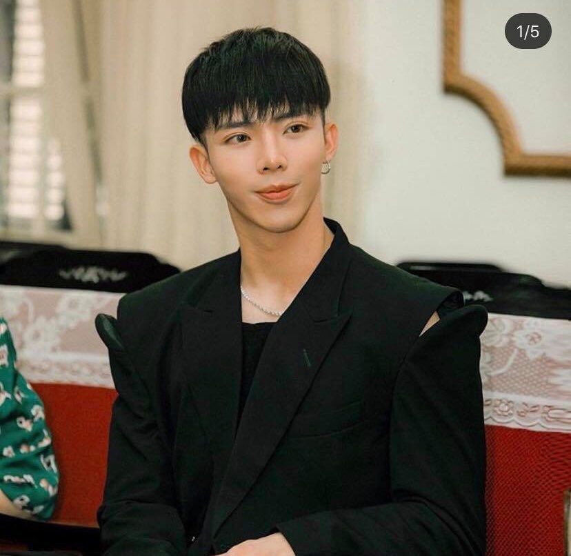 Erik bị chê già như ông chú, mặt hốc hác khó tin do thẩm mỹ nhiều - 8