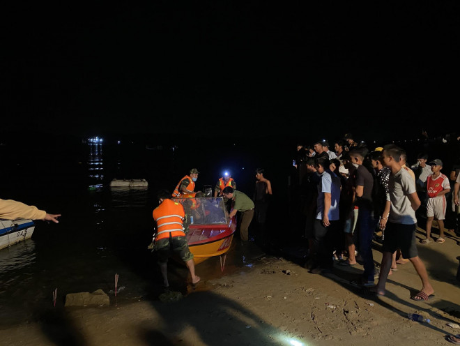 Vụ lật thuyền 5 người mất tích ở Quảng Nam: Đã tìm thấy thi thể 2 nạn nhân - 2