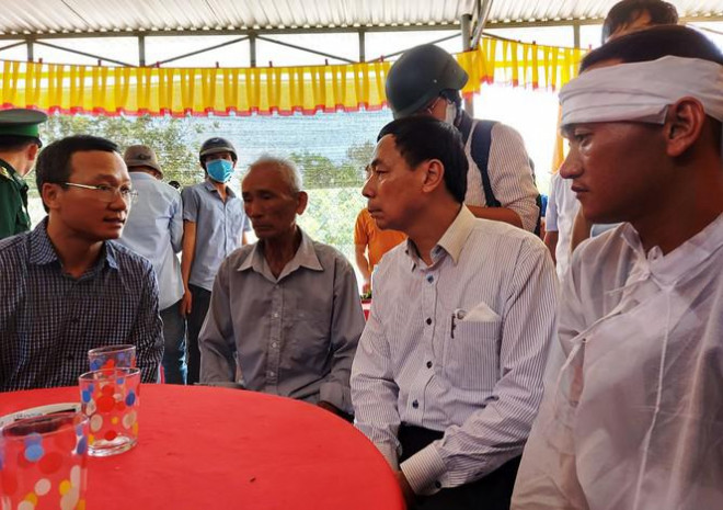 Nạn nhân sống sót trong vụ lật ghe: 'Tôi vật lộn khoảng 15 phút giữa sông thì được cứu' - 3