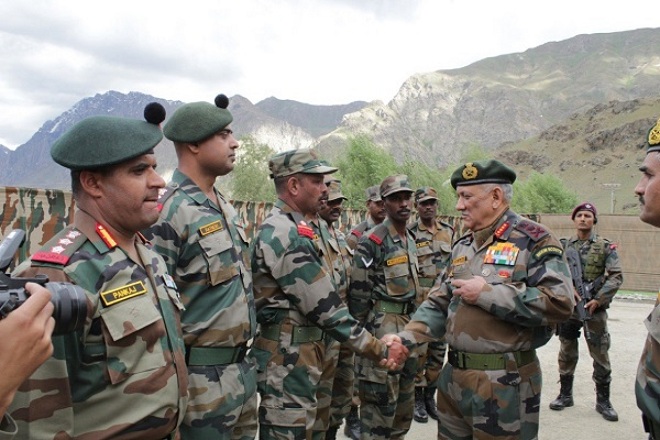 After the fierce confrontation, India sent elite troops to the Chinese border - 1