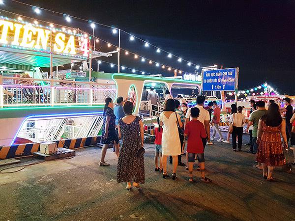 Trở lại tour thưởng ngoạn sông Hàn về đêm thời hậu Covid-19 - 2