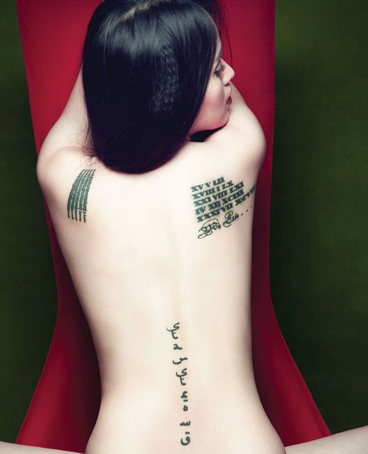 Thợ xăm tiết lộ 2 vị trí xăm gợi tình nhất: Con gái Minh Nhựa và mỹ nữ châu Á đều mê - 10