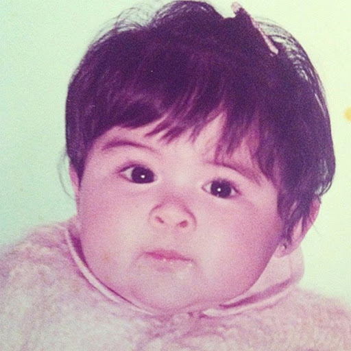 Con gái "người đàn bà đẹp nhất Philippines" là tiểu mỹ nhân xinh tới nghẹn lời - 5