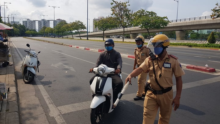 Nóng trong tuần: Sập tường công trình ở Đồng Nai, 10 người tử vong - 3