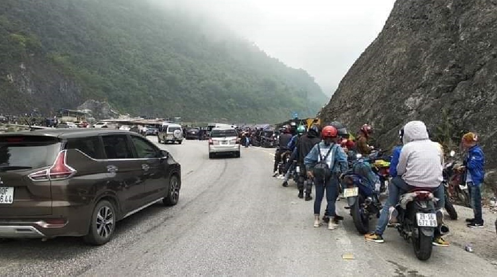 Bất an với những hành vi ngang ngược của phượt thủ - 2