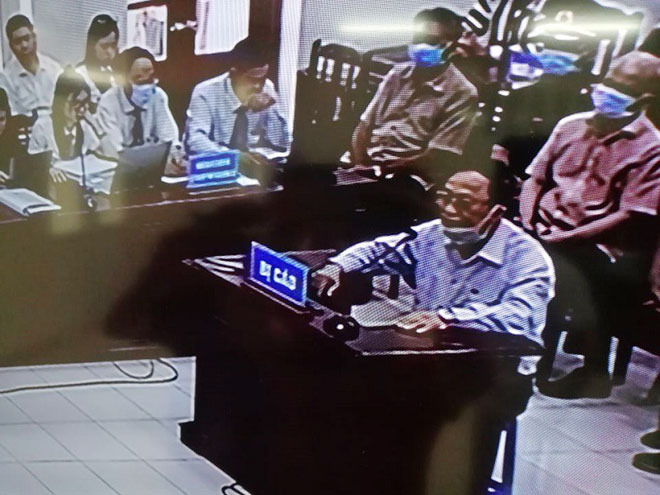 Điều đặc biệt trong phiên xử cựu thứ trưởng Nguyễn Văn Hiến - 2
