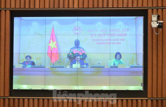 Kỳ họp đặc biệt tại Hội trường Diên Hồng - 5
