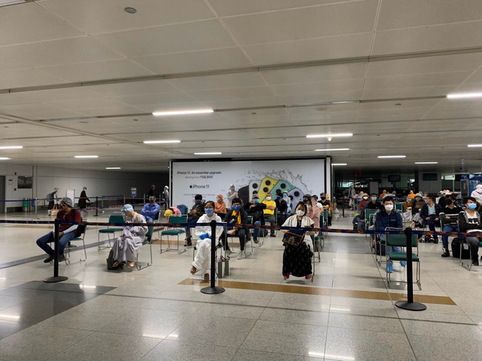 Chuyến bay đặc biệt đưa gần 340 công dân Việt Nam từ Ấn Độ về nước - 3