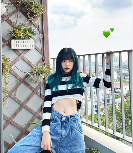 Nữ game thủ xinh nhất Việt Nam sở hữu vòng eo thon nhờ đâu? - 2