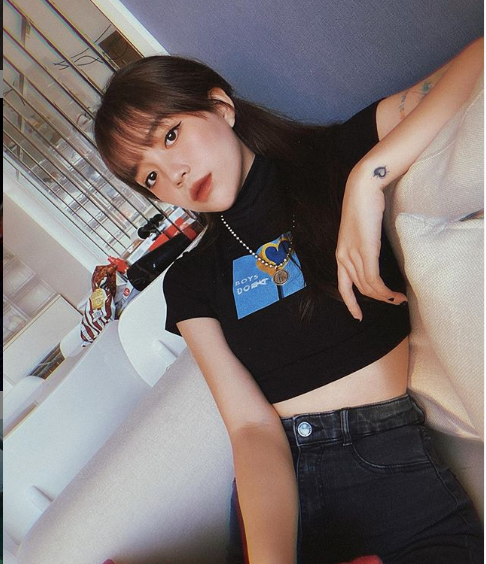 Nữ game thủ xinh nhất Việt Nam sở hữu vòng eo thon nhờ đâu? - 3