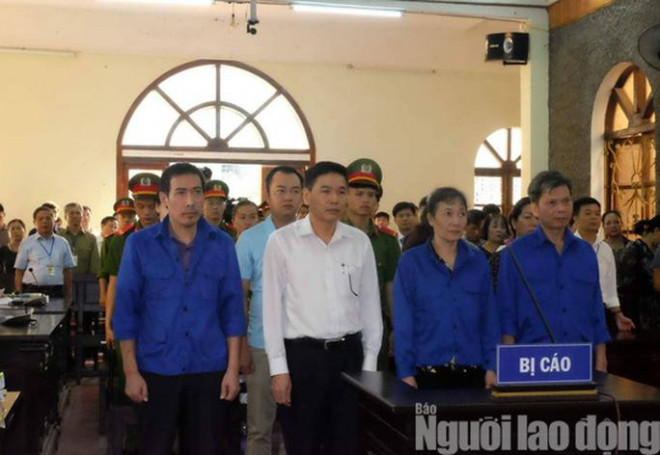 Lãnh đạo phòng giáo dục nhận 1 tỉ đồng của thượng tá công an để nâng điểm cho thí sinh - 1