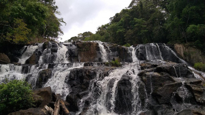 Tuyệt đẹp thác Kon Bông ở Tây Nguyên - 1