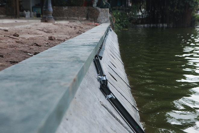 Cận cảnh bờ kè lát đá xanh thí điểm ở Hồ Gươm - 6