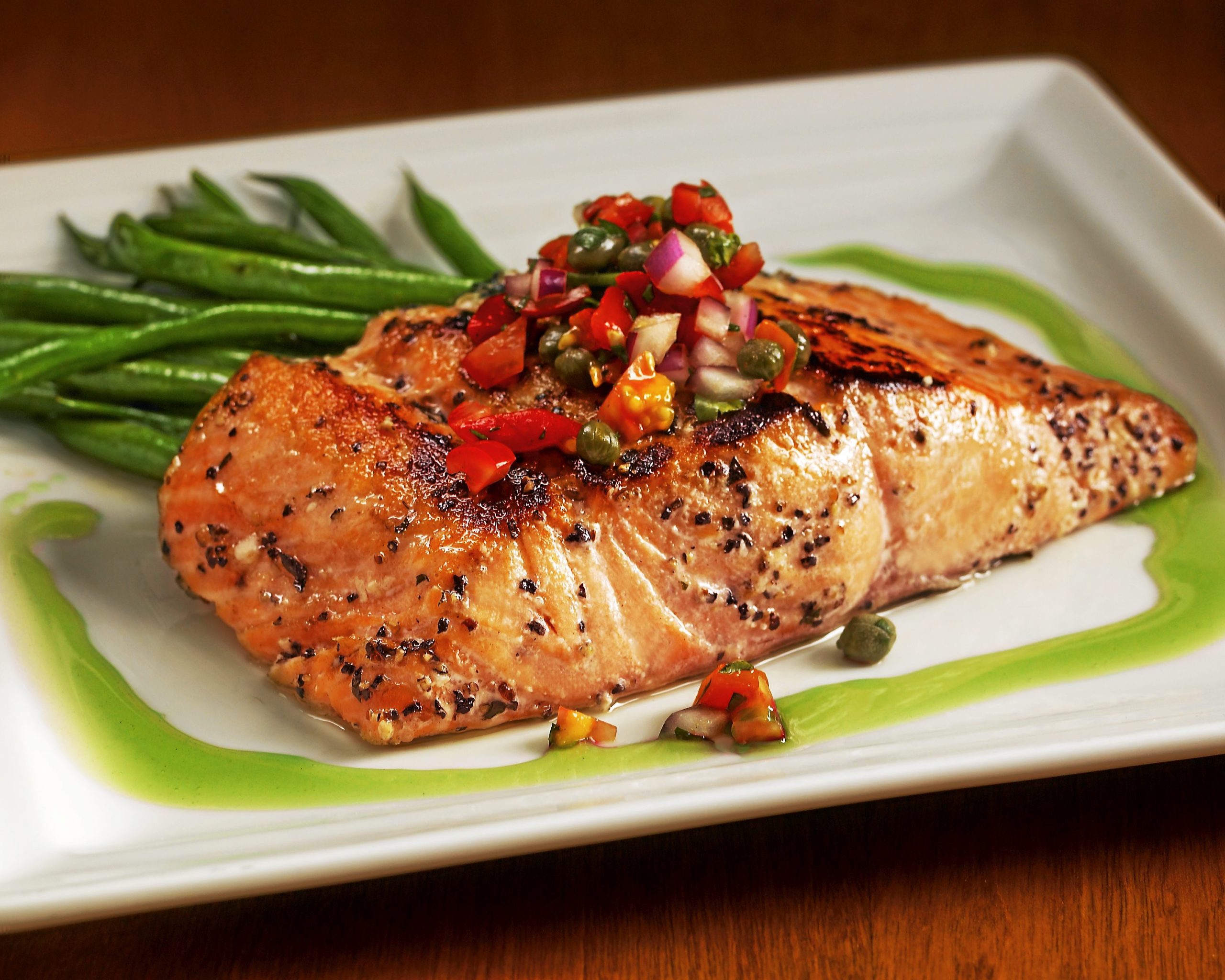 "Ông chú triệu phú" U60 vẫn cơ bắp cuồn cuộn khiến gái trẻ đáng tuổi con mê mẩn - 4