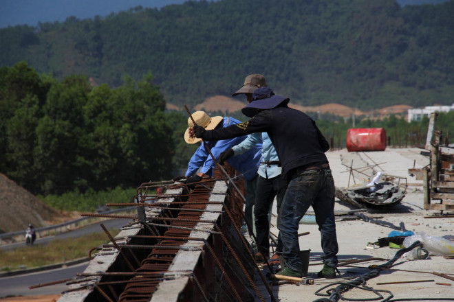 Cao tốc La Sơn – Túy Loan: Gấp rút hoàn thiện, chờ ngày thông xe - 3