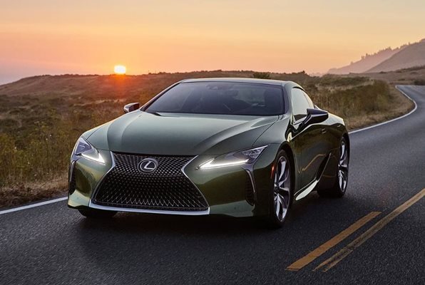 https://image-us.24h.com.vn/upload/2-2020/images/2020-05-27/Gia-xe-Lexus-2020-moi-nhat-thang-5-day-du-tat-ca-cac-dong-xe-lc-1590546289-881-width596height400.jpg