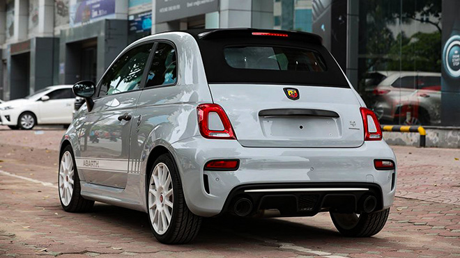 https://image-us.24h.com.vn/upload/2-2020/images/2020-05-29/Chi-tiet-xe-co-nho-gia-khung-Fiat-Abarth-595-Esseesse-tai-Viet-Nam-88--21--1590690231-490-width660height371.jpg