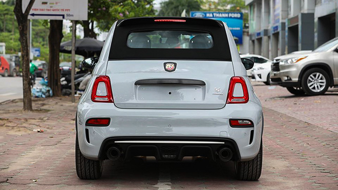 https://image-us.24h.com.vn/upload/2-2020/images/2020-05-29/Chi-tiet-xe-co-nho-gia-khung-Fiat-Abarth-595-Esseesse-tai-Viet-Nam-88--6--1590690231-722-width660height371.jpg