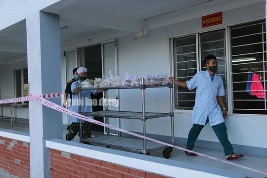 Nhịp sống bên trong khu cách ly 243 bà bầu ở Quảng Nam - 16