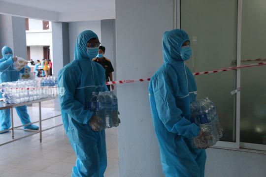 Nhịp sống bên trong khu cách ly 243 bà bầu ở Quảng Nam - 19