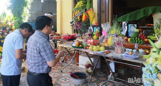 Vụ tai nạn kinh hoàng 3 người chết ở Thanh Hóa: Nỗi xót xa của người ở lại - 2