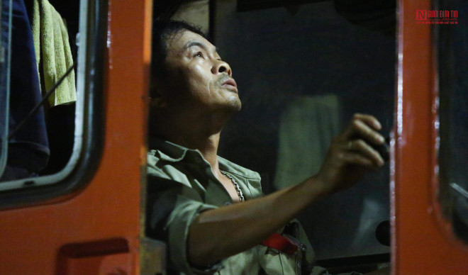 Trắng đêm tháo dỡ hàng rào đường đua F1 - 6