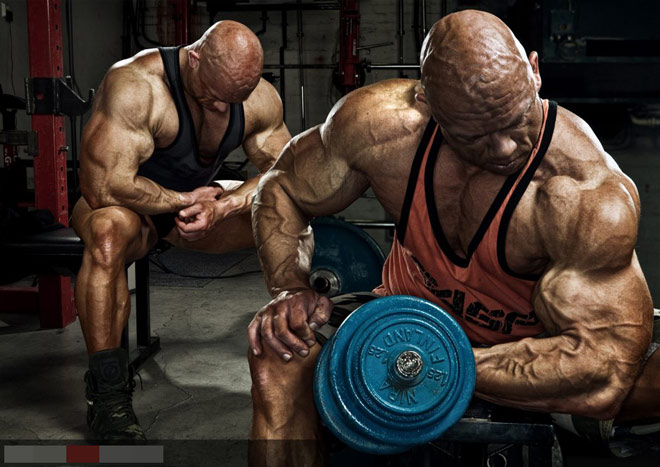 Lực sĩ cơ bắp nứt vỡ từng mảnh như “Người đá” và sự thật “lạnh người” - 2
