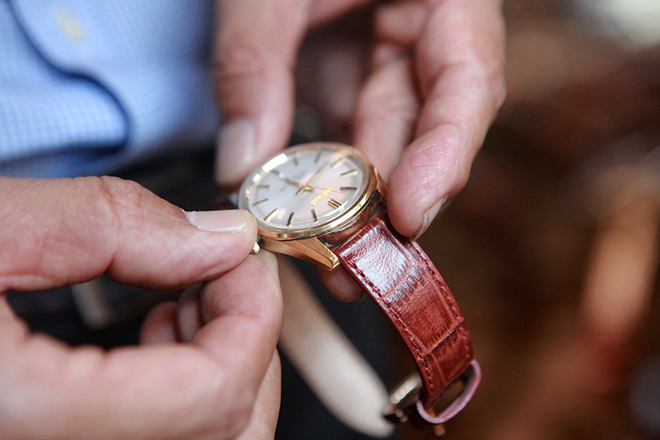 Mục sở thị bộ sưu tập đồng hồ cổ mạ vàng một thời bằng cả gia tài khủng - 9