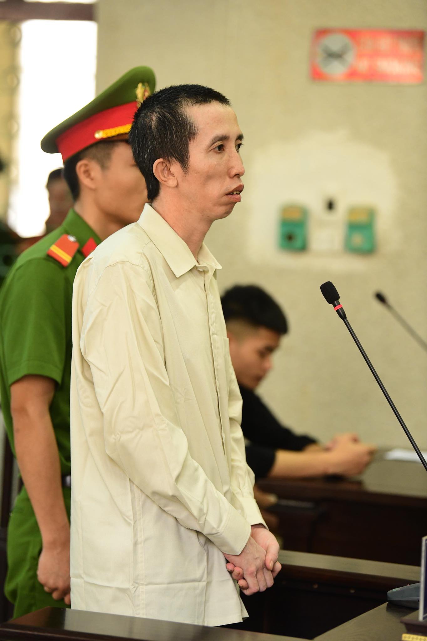 Bùi Văn Công: “Không phải kháng cáo gì hết, đứa nào có tội tử hình luôn” - 1