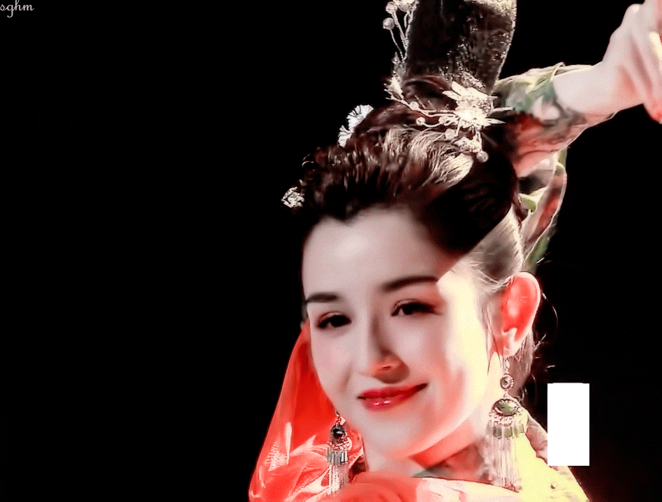 Mỹ nhân Tân Cương gây sốt với điệu vũ tiên sa khiến cơ thể thanh, gọn - 7