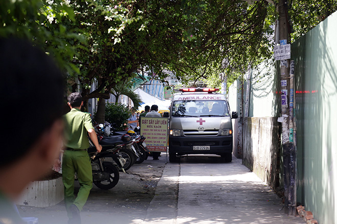 Hiện trường vụ cháy phòng trọ ở Sài Gòn khiến cha và con gái tử vong, mẹ bị thương - 7