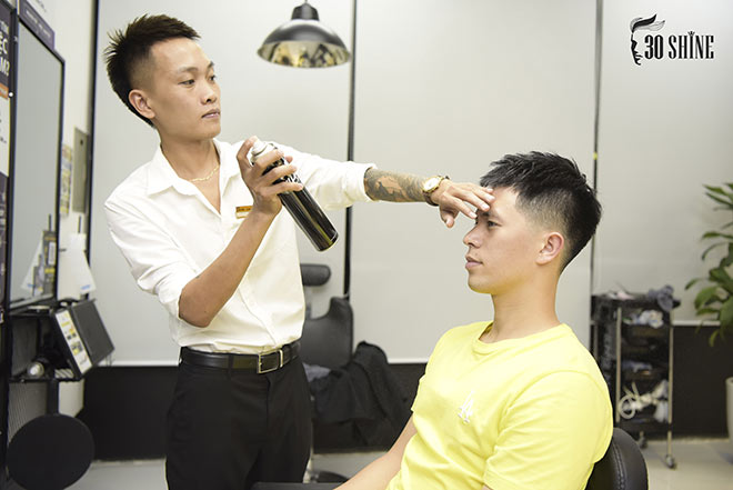 Cận cảnh tóc mới của Đình Trọng, Duy Mạnh: Trông dị vậy hóa ra lại đang hot trend rần rần - 2