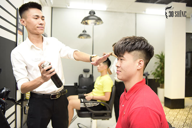 Cận cảnh tóc mới của Đình Trọng, Duy Mạnh: Trông dị vậy hóa ra lại đang hot trend rần rần - 4