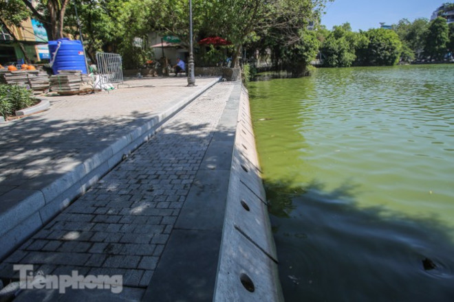 Diện mạo Hồ Gươm ra sao sau khi kè bê tông trường tồn, lát đá hoa cương? - 3